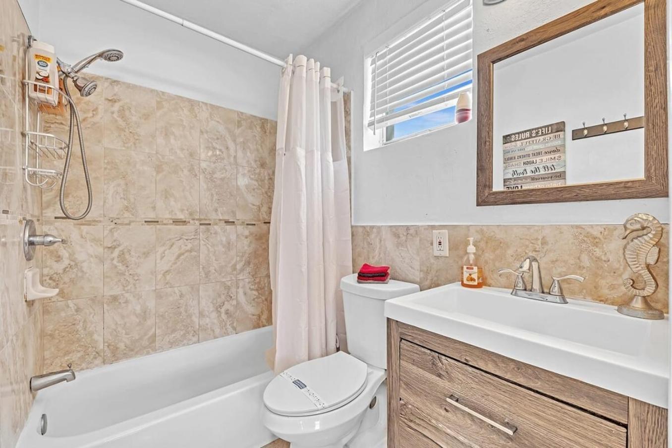 Hollywood Vacation Mins To Beach & Hard Rock #193 Apartment Ngoại thất bức ảnh